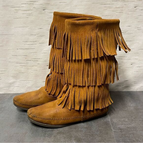 Minnetonka Women’s 3-Layer Fringe Brown Suede Leather Boots Size 8 - Picture 2 of 16